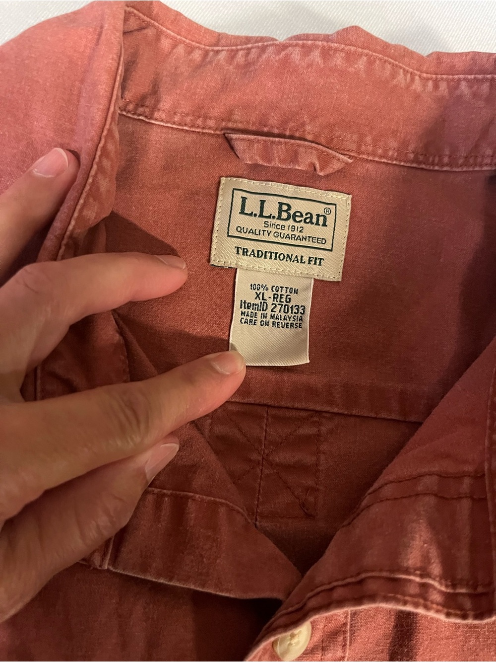 L.L.Bean Traditional Fit Shirt Men’s XL Red 100% Cotton Button Front Casual - Picture 3 of 7